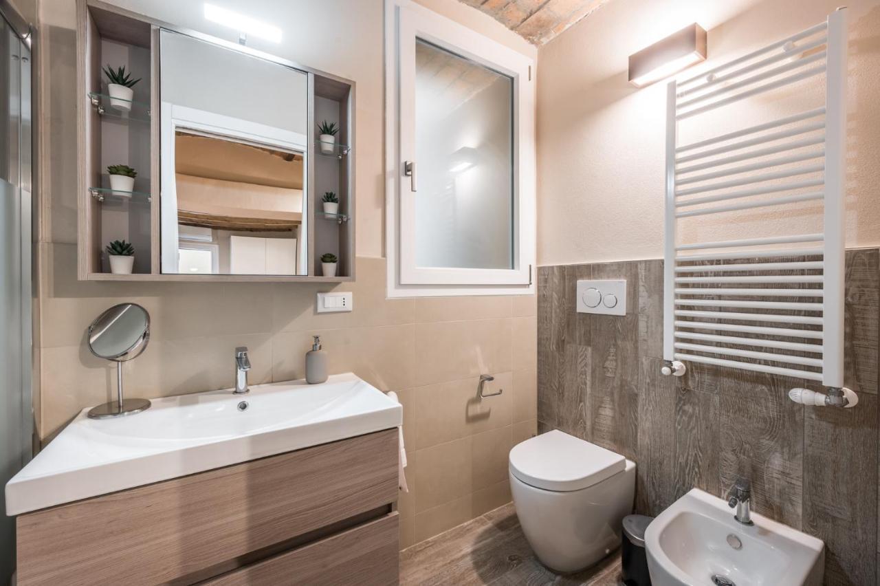 Broccaindosso Wood Apartments 5* Bolonha Exterior foto