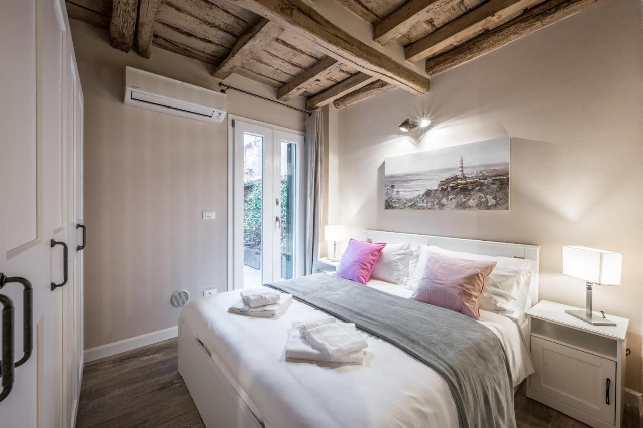 Broccaindosso Wood Apartments 5* Bolonha Exterior foto