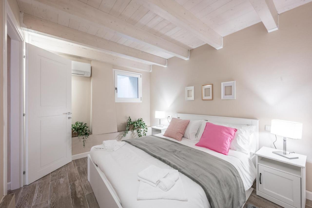 Broccaindosso Wood Apartments 5* Bolonha Exterior foto