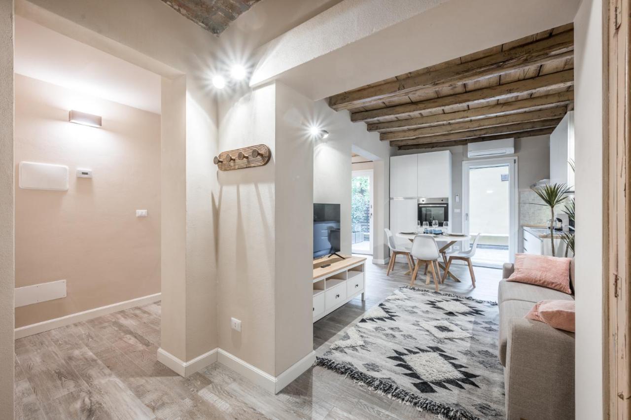 Broccaindosso Wood Apartments 5* Bolonha Exterior foto